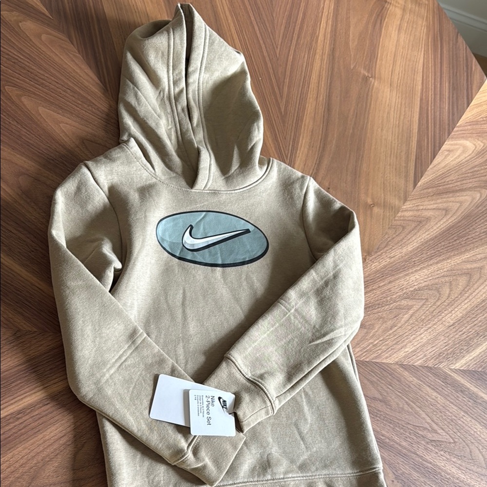 New! Nike 2-piece Beige Hoodie with Logo and Black Logo Pants